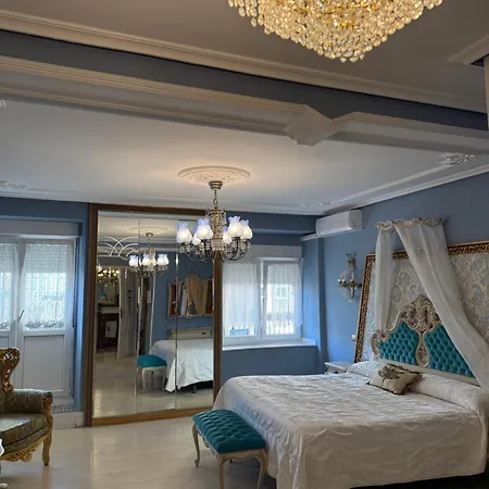Hostal Boutique Puerta Del Sol Torrelavega Exterior photo