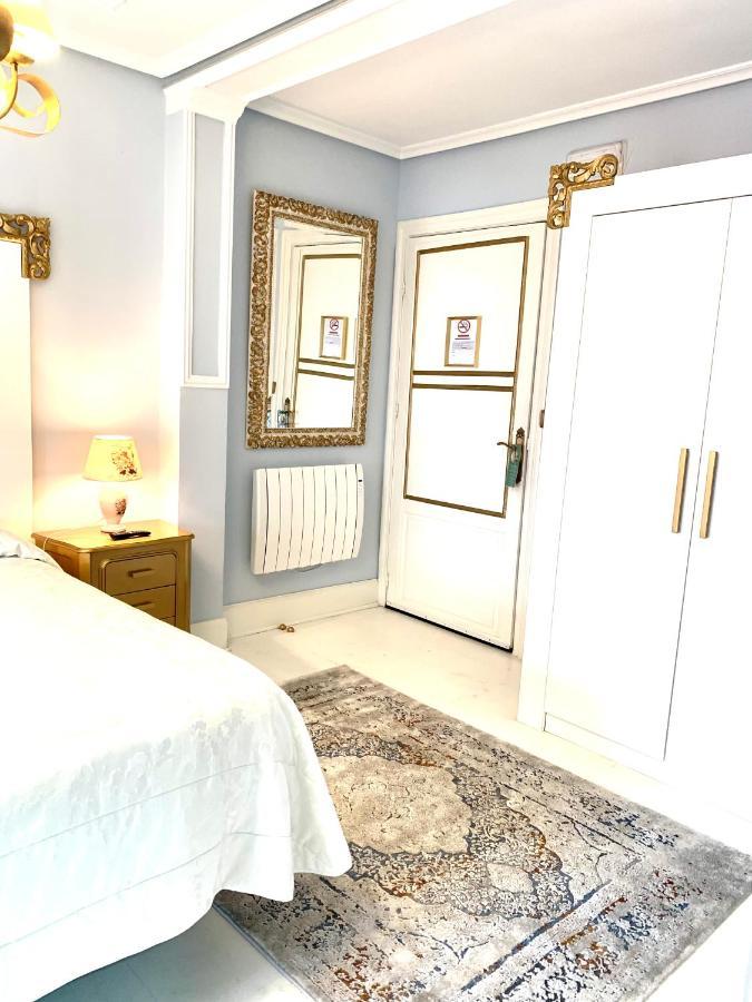 Boutique Puerta Del Sol 2*