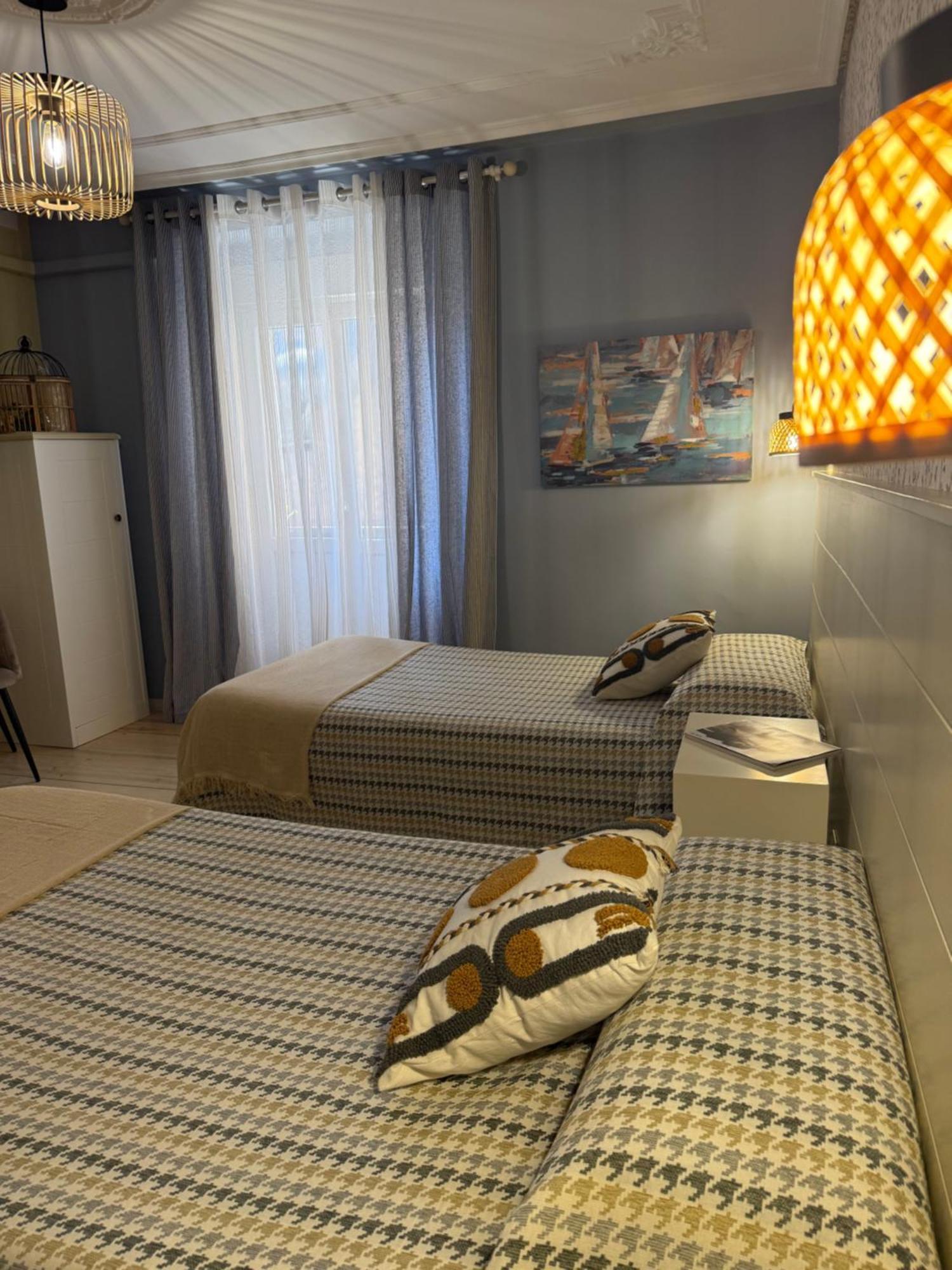 H. Boutique Puerta Del Sol 2*