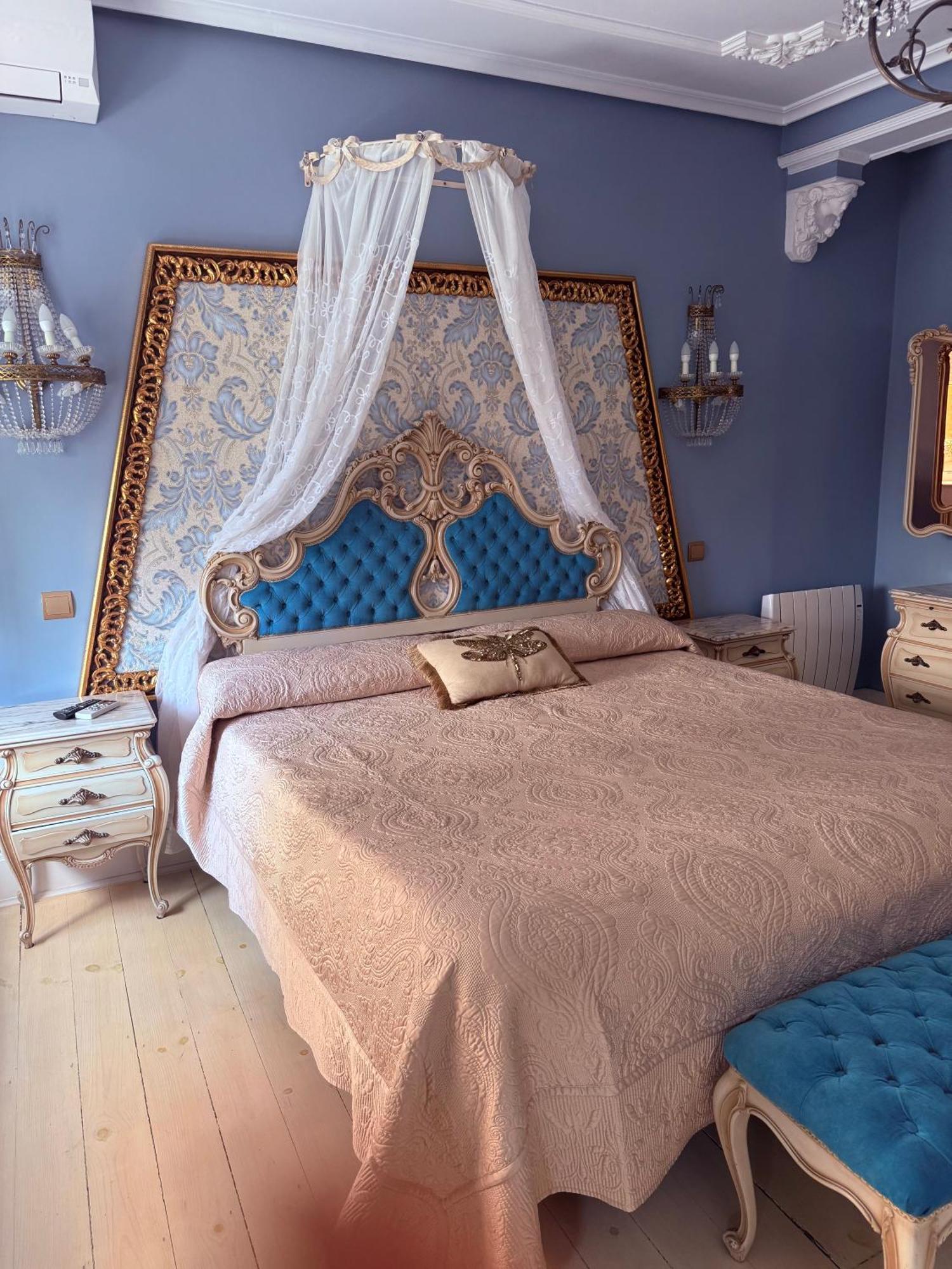 Boutique Puerta Del Sol 2*
